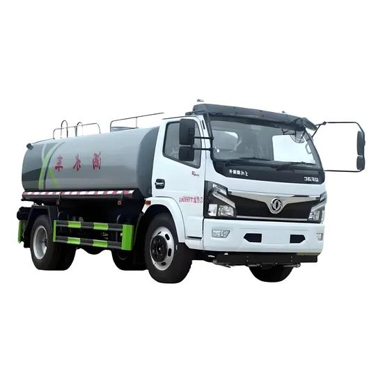 도시 기반 시설 청소를 위한 효율적인 성능의 동풍 4X2 물 스프링클러 트럭